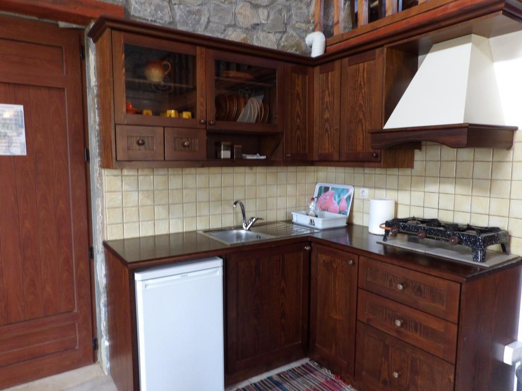 Arodamos Guesthouse Krousonas  Экстерьер фото