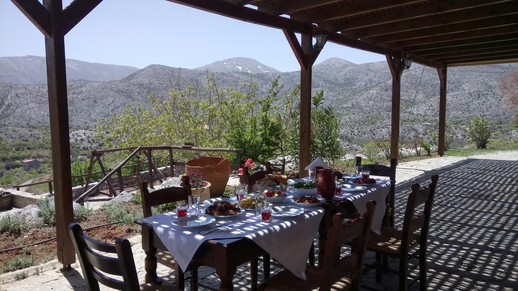 Arodamos Guesthouse Krousonas  Экстерьер фото