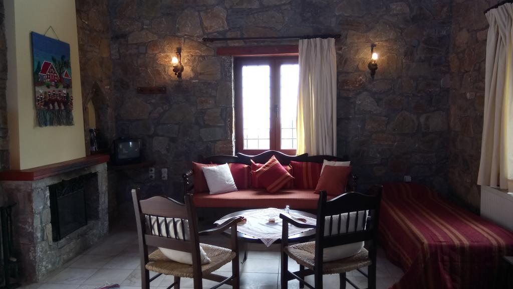 Arodamos Guesthouse Krousonas  Экстерьер фото